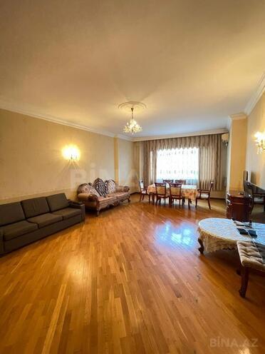 Сдаётся 3-комн. новостройка 130 м², пос. 1-й мкр, photo 1 from 11