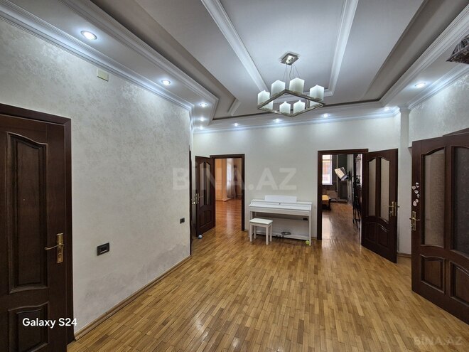 Продаётся 4-комн. новостройка 166 м², м. Низами, photo 6 from 11