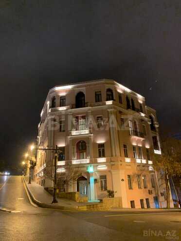 İcarəyə verilir 2 otaqlı köhnə tikili 105 m², İçəri Şəhər m., photo 1 from 14