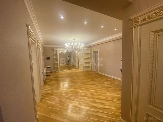 İcarəyə verilir 4 otaqlı yeni tikili 185 m², 28 May m., photo 13 from 23