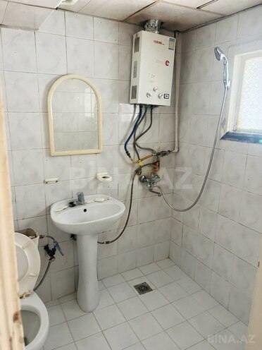 Сдаётся 3-комн. вторичка 70 м², м. Иншаатчылар, photo 6 from 9