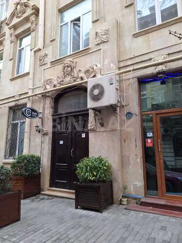 İcarəyə verilir 2 otaqlı köhnə tikili 75 m², Sahil m., photo 16 from 17
