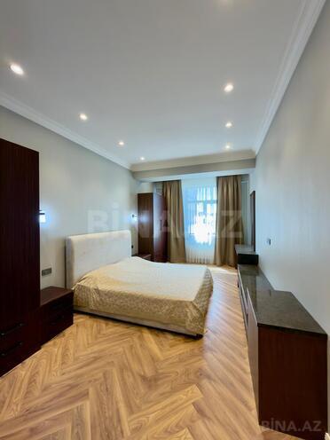 Satılır 4 otaqlı yeni tikili 242 m², 28 May m., photo 11 from 19