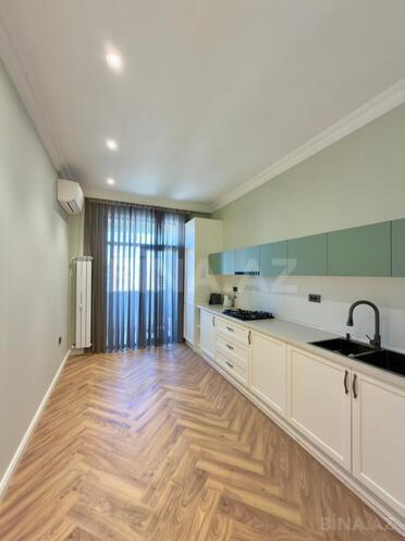 Satılır 4 otaqlı yeni tikili 242 m², 28 May m., photo 7 from 19