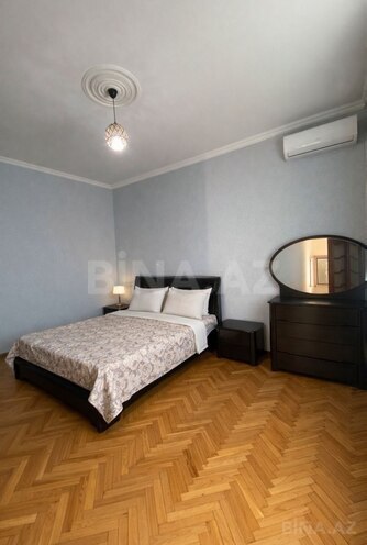 İcarəyə verilir 3 otaqlı köhnə tikili 100 m², İçəri Şəhər m., photo 4 from 7