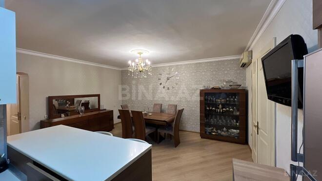 Продаётся 4-комн. вторичка 75 м², Ясамальский р., photo 10 from 16