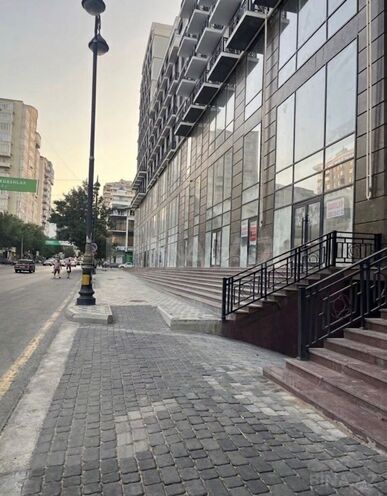 İcarəyə verilir  obyekt 350 m², 8 Noyabr m., photo 3 from 7