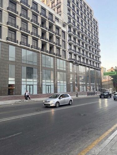 İcarəyə verilir  obyekt 350 m², 8 Noyabr m., photo 1 from 7