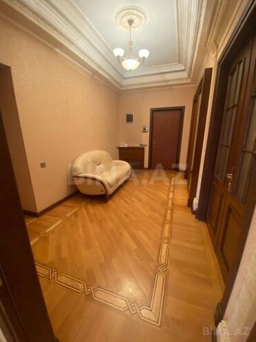 Продаётся 4-комн. новостройка 170 м², м. Элмляр Академиясы, photo 12 from 24