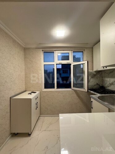 Satılır 2 otaqlı köhnə tikili 30 m², İnşaatçılar m., photo 5 from 7
