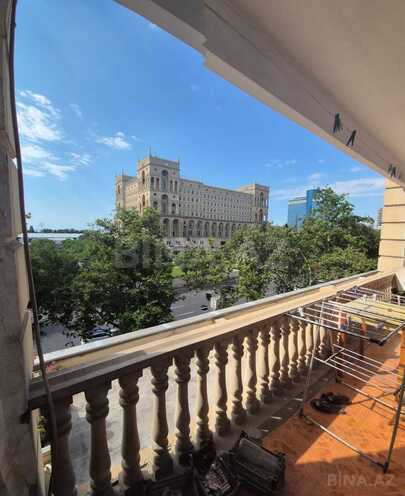 Сдаётся 3-комн. вторичка 120 м², м. 28 мая, photo 1 from 20
