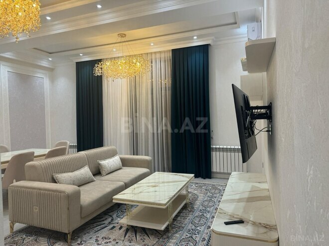 İcarəyə verilir 3 otaqlı yeni tikili 125 m², 28 May m., photo 1 from 19