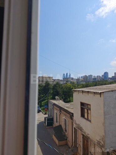 Сдаётся 2-комн. вторичка 93 м², м. Низами, photo 16 from 19