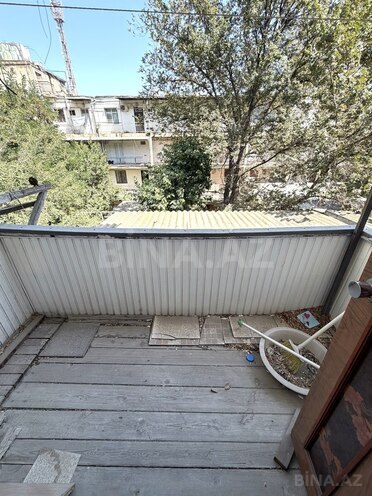 Satılır 2 otaqlı köhnə tikili 60 m², 28 May m., photo 11 from 17
