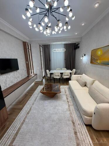 Сдаётся 2-комн. новостройка 67 м², м. Элмляр Академиясы, photo 1 from 10