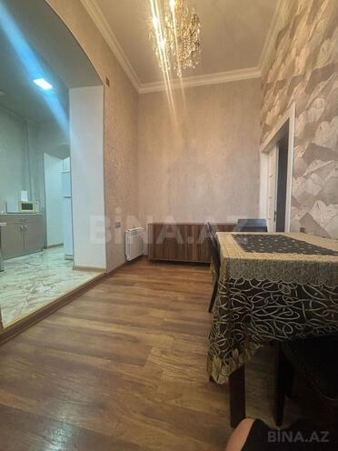 İcarəyə verilir 3 otaqlı köhnə tikili 80 m², Sahil m., photo 3 from 14