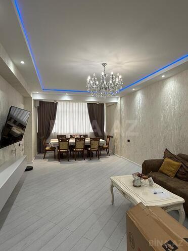 Продаётся 4-комн. новостройка 135 м², м. Ази Асланов, photo 1 from 17