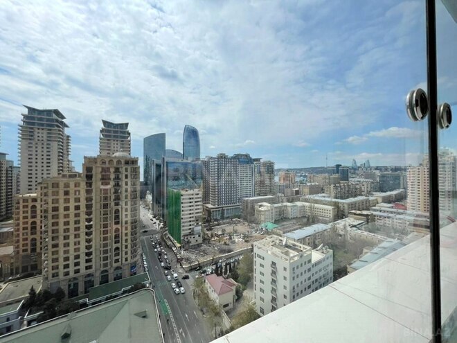 İcarəyə verilir 3 otaqlı yeni tikili 135 m², 28 May m., photo 13 from 19