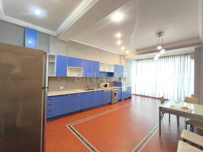 İcarəyə verilir 3 otaqlı yeni tikili 186 m², 28 May m., photo 3 from 15