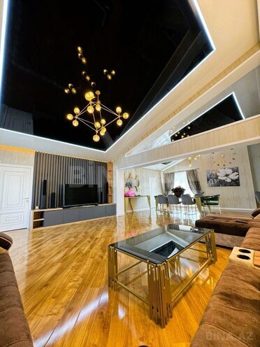 Продаётся 4-комн. новостройка 240 м², м. 8 ноября, photo 10 from 28