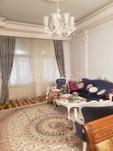 Продаётся 6-комн. дом/дача 360 м², м. Иншаатчылар, photo 1 from 32
