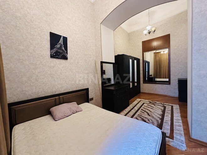 Сдаётся 3-комн. вторичка 120 м², м. Ичеришехер, photo 10 from 21