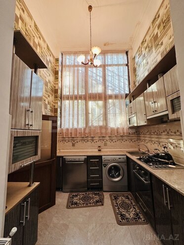 Сдаётся 3-комн. вторичка 120 м², м. Ичеришехер, photo 16 from 21