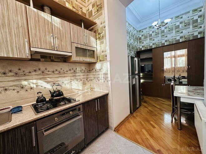 Сдаётся 3-комн. вторичка 120 м², м. Ичеришехер, photo 15 from 21