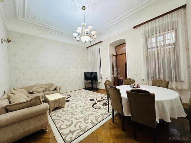 Сдаётся 3-комн. вторичка 120 м², м. Ичеришехер, photo 4 from 21
