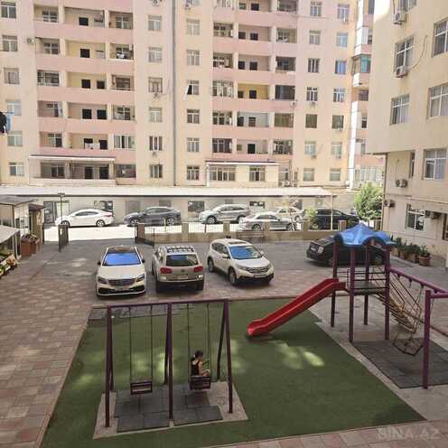 Продаётся 2-комн. новостройка 70 м², м. Кара Караев, photo 1 from 12