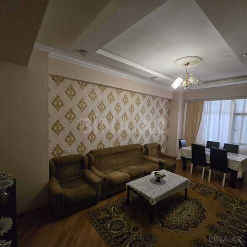 Продаётся 2-комн. новостройка 70 м², м. Кара Караев, photo 3 from 12
