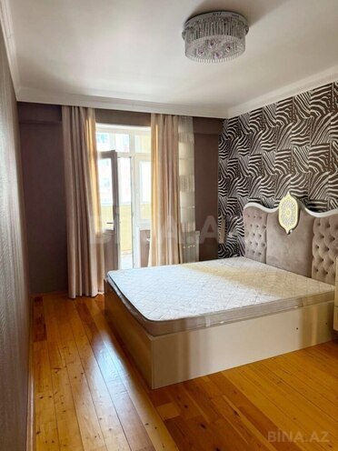 Сдаётся 3-комн. новостройка 90 м², м. Иншаатчылар, photo 4 from 13