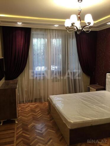 İcarəyə verilir 3 otaqlı köhnə tikili 80 m², Elmlər Akademiyası m., photo 1 from 7
