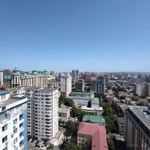 Продаётся 3-комн. новостройка 134 м², м. Низами, photo 20 from 21