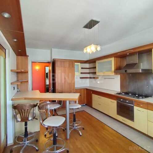 Продаётся 3-комн. новостройка 134 м², м. Низами, photo 14 from 21