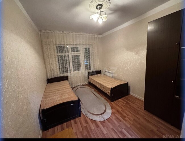 Сдаётся 3-комн. вторичка 80 м², м. Кара Караев, photo 4 from 8