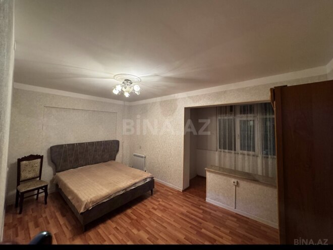 Сдаётся 3-комн. вторичка 80 м², м. Кара Караев, photo 6 from 8