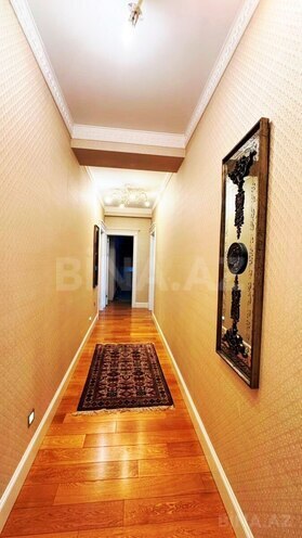 Продаётся 4-комн. новостройка 215 м², м. Низами, photo 8 from 14