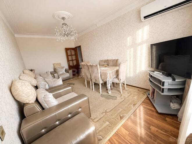 Satılır 3 otaqlı köhnə tikili 85 m², Bakıxanov q., photo 1 from 21