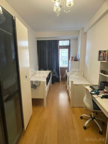 Продаётся 3-комн. новостройка 147 м², м. Низами, photo 11 from 13