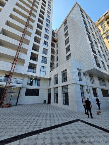 Продаётся 2-комн. новостройка 108 м², м. Гянджлик, photo 1 from 13