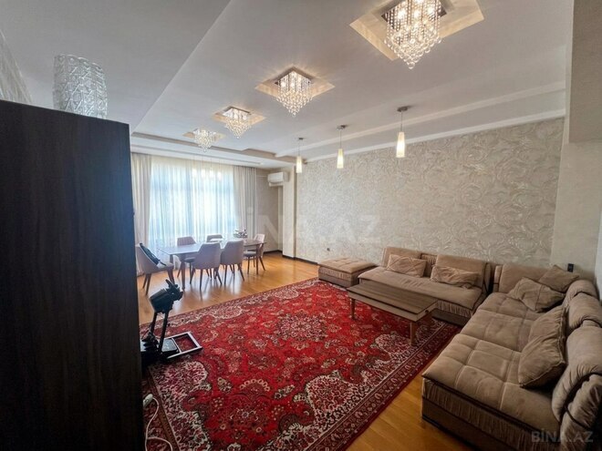 Satılır 3 otaqlı yeni tikili 136 m², İnşaatçılar m., photo 1 from 16