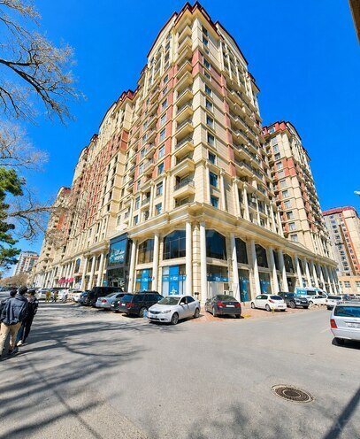 Продаётся 3-комн. новостройка 114 м², м. Нариман Нариманов, photo 1 from 12
