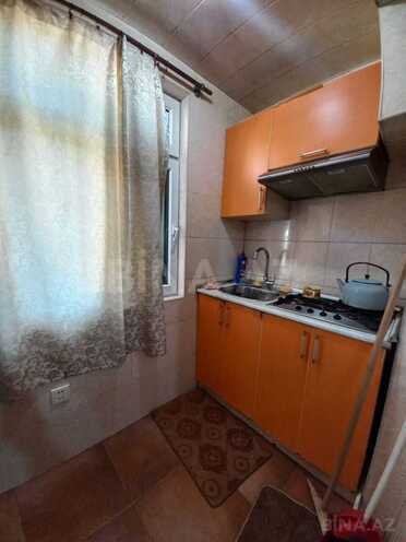 Satılır 2 otaqlı köhnə tikili 45 m², Bakıxanov q., photo 12 from 17