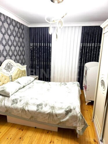 Продаётся 4-комн. вторичка 92 м², м. Халглар Достлугу, photo 1 from 19