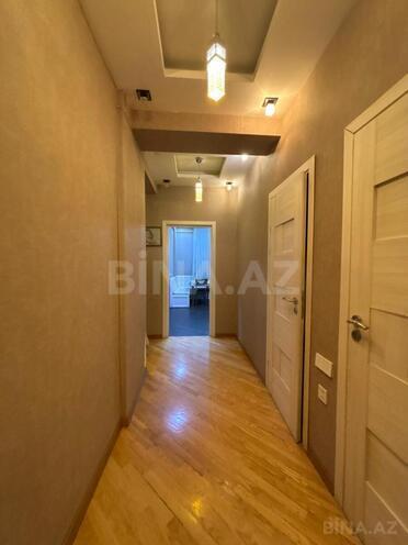 Продаётся 3-комн. новостройка 130 м², м. Кара Караев, photo 11 from 12