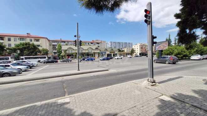 Satılır 3 otaqlı köhnə tikili 70 m², Qara Qarayev m., photo 3 from 12