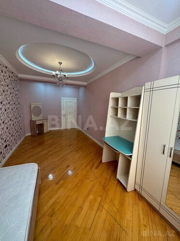 Сдаётся 4-комн. новостройка 150 м², м. Иншаатчылар, photo 25 from 32