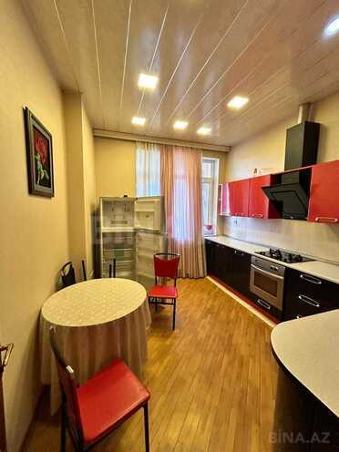 İcarəyə verilir 3 otaqlı yeni tikili 165 m², 28 May m., photo 4 from 13