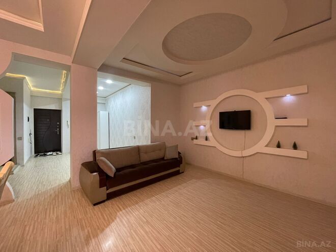 Сдаётся 2-комн. новостройка 67 м², м. 20 января, photo 1 from 17